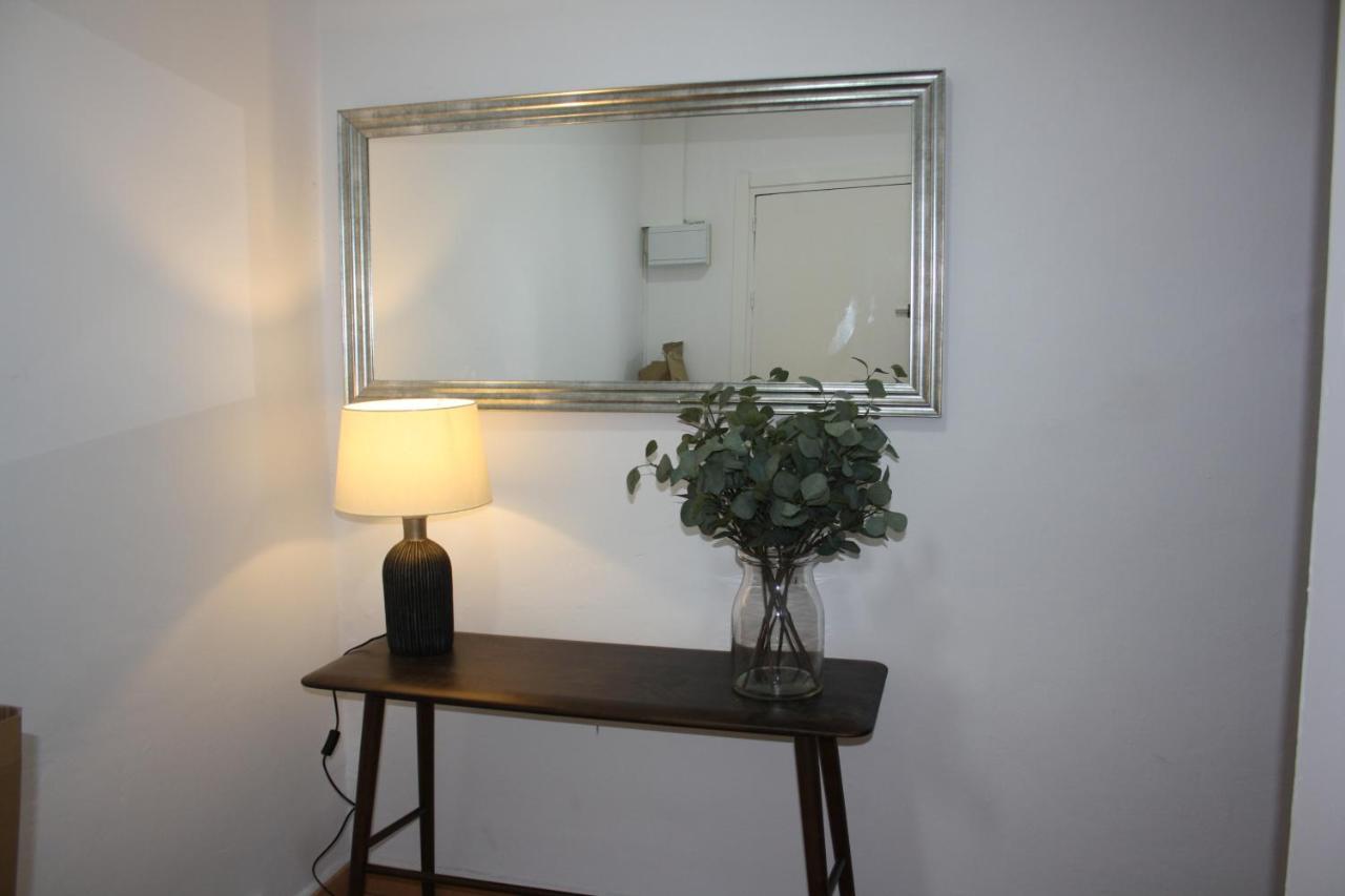 Coliseo Premium Apartment Севилья Экстерьер фото