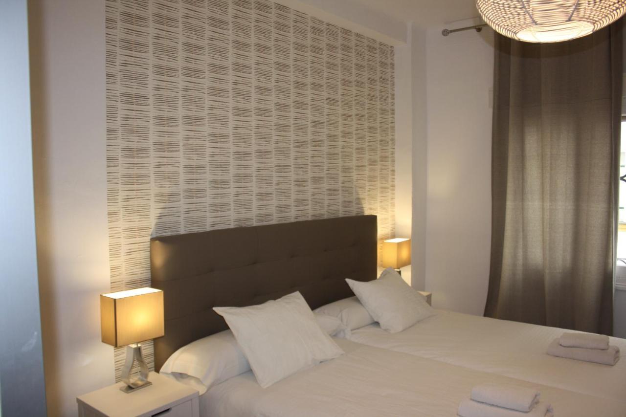 Coliseo Premium Apartment Севилья Экстерьер фото