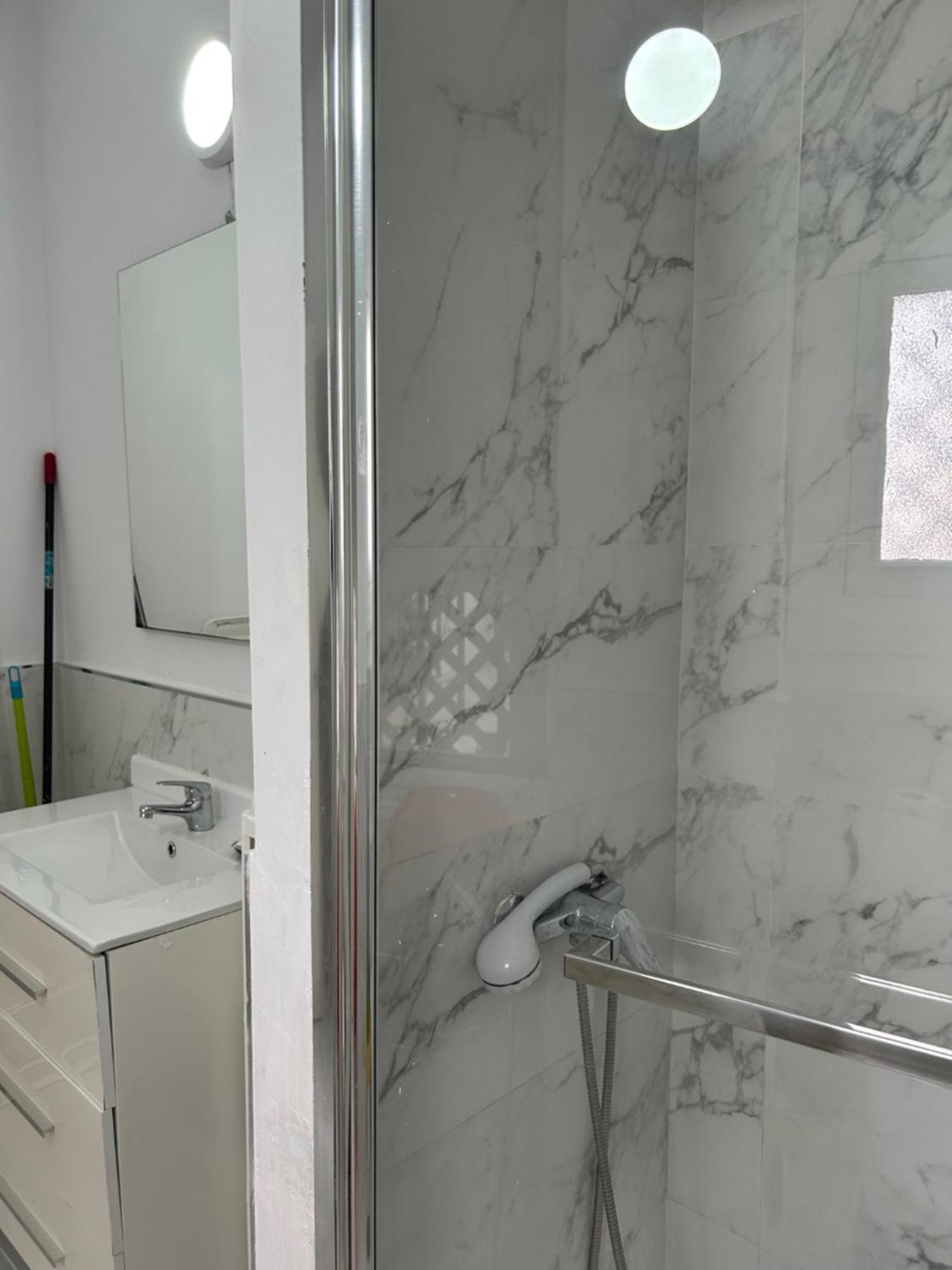 Coliseo Premium Apartment Севилья Экстерьер фото